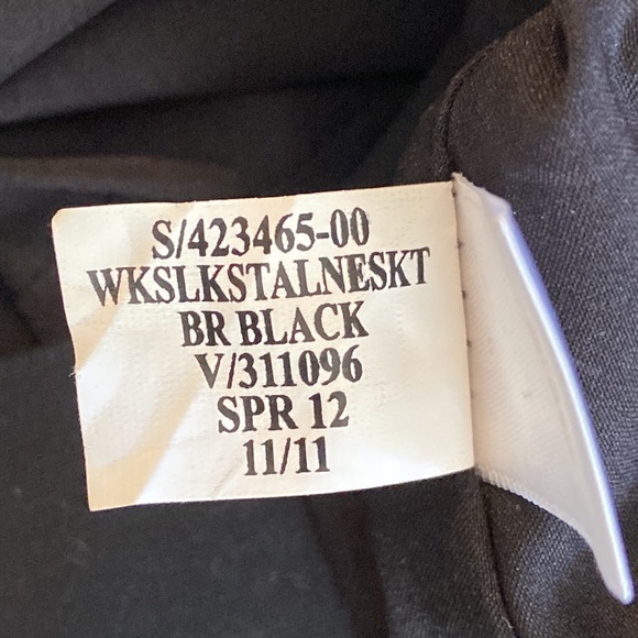 Banana Republic Size 2 Black Lined Stretchy Buisnesscore Pencil Skirt: 4877 - Picture 6 of 6